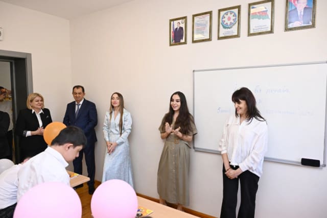 Heydər Əliyev Fondunun vitse-prezidenti Leyla Əliyeva Lənkəranda internat məktəbində olub