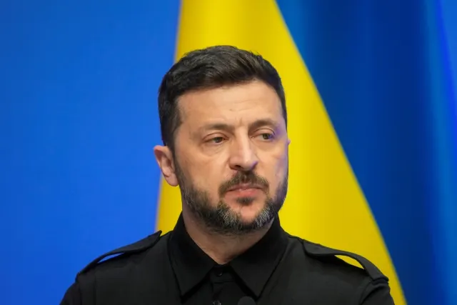 Zelenski Rusiyanın mümkün genişmiqyaslı hücumu barədə xəbərdarlıq edib