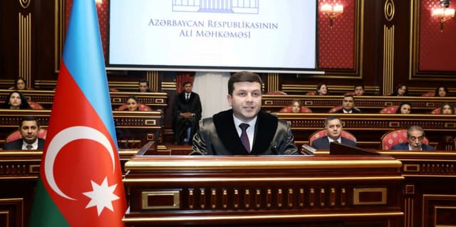 Ali Məhkəmə Plenumunun növbəti iclası keçirilib