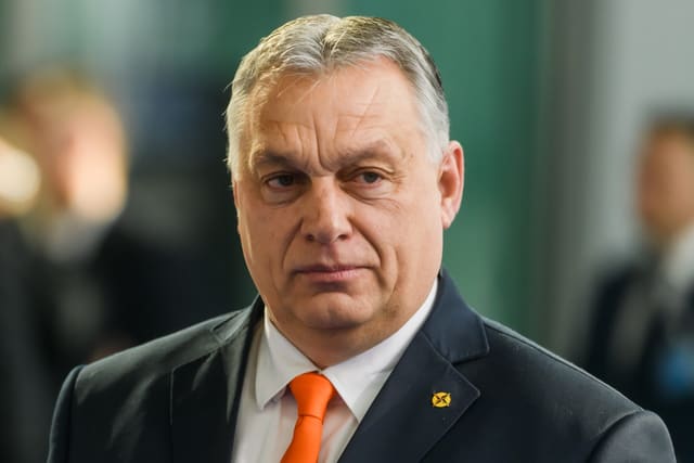 Orban: Avropa münaqişəyə sürüklənməməlidir