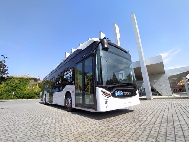 Bakıda daha bir marşrut avtobusu yenilənir