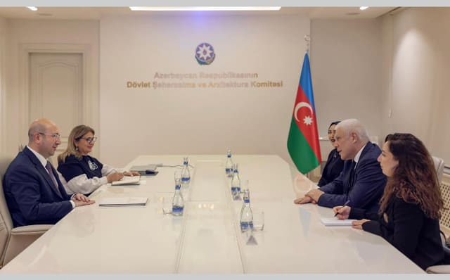 Anar Quliyev Serbiyanın sabiq Prezidenti Boris Tadiçlə WUF13 hazırlıqlarını müzakirə edib
