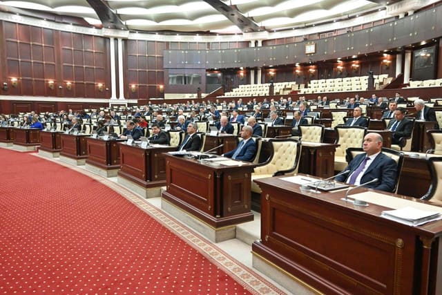 Milli Məclisin növbəti iclasının gündəliyi açılanıb
