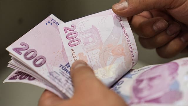 Türkiyədə minimum əməkhaqqı artırılıb