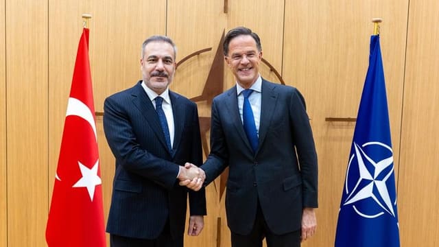 Hakan Fidan NATO-nun baş katibi Rutte ilə görüşüb