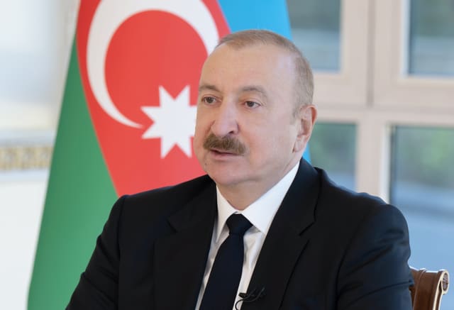 Prezident İlham Əliyev: Hər dəfə bayrağımız bir kəndə, şəhərə sancılanda, mənim üçün Azərbaycan məhz o torpaq idi