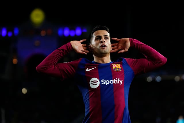 "Barselona" sabiq futbolçusunu icarəyə götürdü 