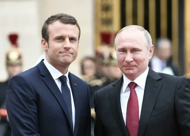 Makron Putinlə söhbət etmək niyyətində olduğunu bildirib