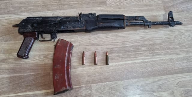 Tərtərdə narkotik vasitə və odlu silah satan şəxs həbs olunub