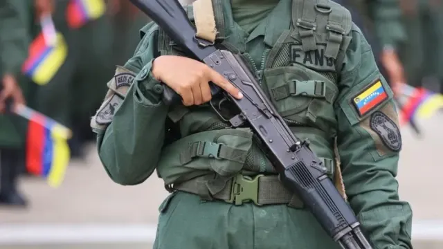 Venesuelada bəzi məhbuslar azad ediləcək