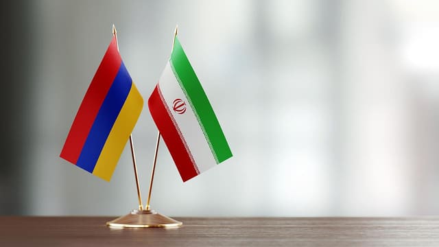 Ermənistan və İran arasında siyasi məsləhətləşmələr keçirilib