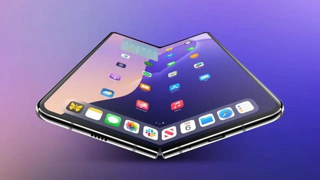 “Apple” ilk qatlanan smartfonunu sentyabrda təqdim edə bilər