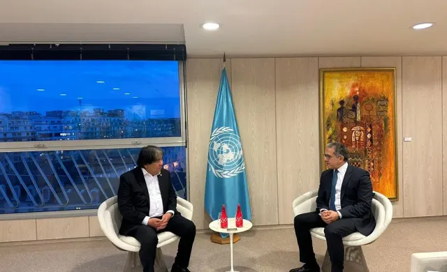 Qırğızıstan və UNESCO Parisdə yeni əməkdaşlıq layihələrini müzakirə ediblər