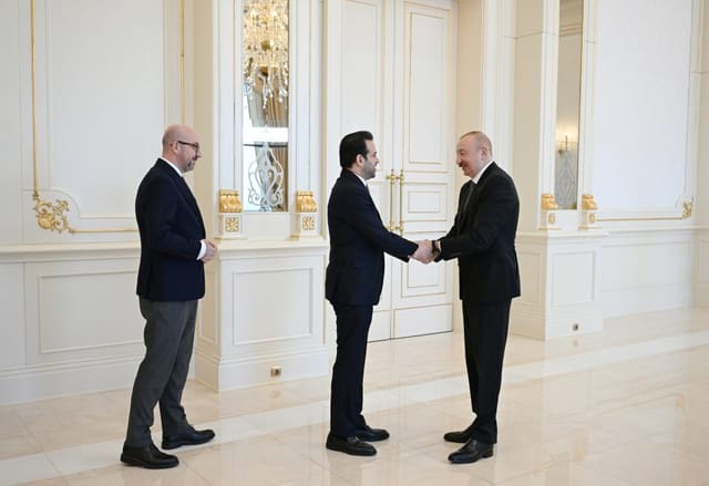 İlham Əliyev “Zayed İnsan Qardaşlığı Mükafatı” ilə bağlı nümayəndə heyətini qəbul edib