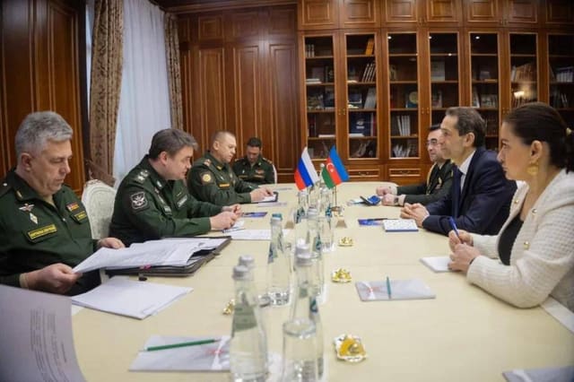 Rəhman Mustafayev Rusiya müdafiə nazirinin müavini ilə görüşüb
