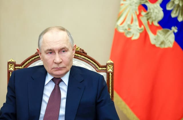 Putin Ukrayna müharibəsinin həlli ilə bağlı ABŞ nümayəndələri ilə görüşəcəyini təsdiqlədi