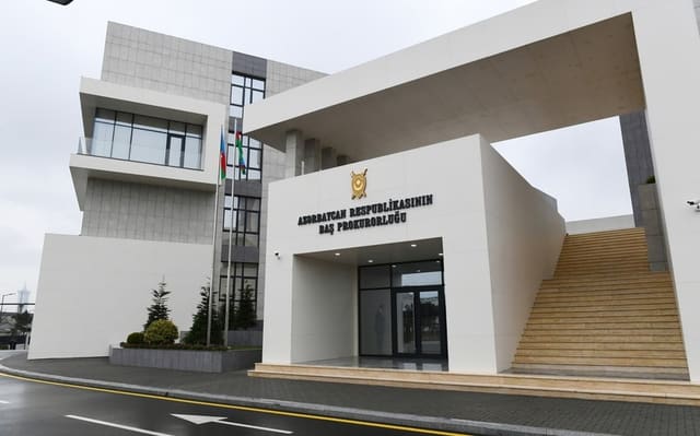 Beynəlxalq axtarışa verilmiş iki şəxs Azərbaycana ekstradisiya olunub