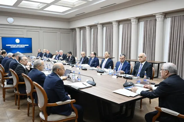 Nazirlər Kabinetində Bakı buxtasına dair iclas keçirilib