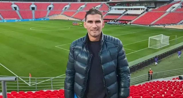Ruslan Əmircanov “Liverpul”la oyun haqda: “Bu futboldur, ada-sana baxmır”