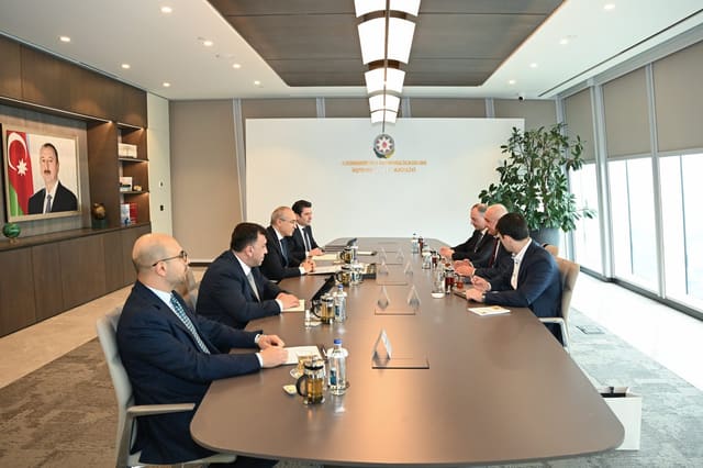 Mikayıl Cabbarov "Gabala Beverage Company" şirkətinin təsisçisi ilə görüşüb