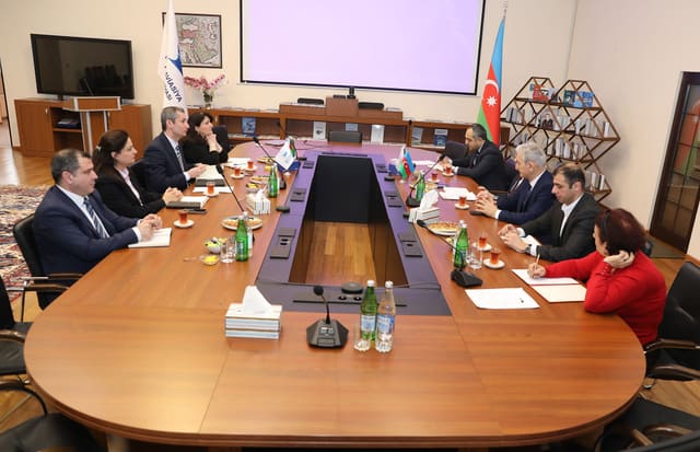 “Elm və təhsilə birgə baxış” layihəsi çərçivəsində MAA-da görüş keçirilib