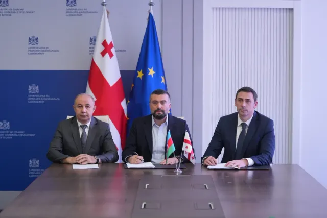 Tbilisidə BTQ üzrə müqavilələr imzalanıb