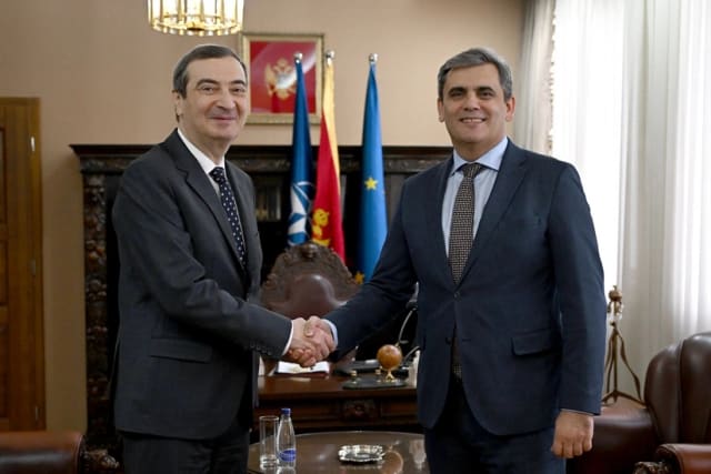 Azərbaycan və Monteneqro rəsmiləri arasında görüş olub