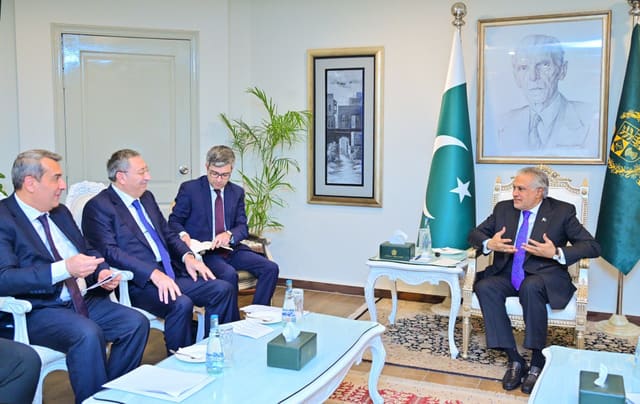 Xələf Xələfov Pakistan XİN rəhbəri ilə görüşüb - YENİLƏNİB