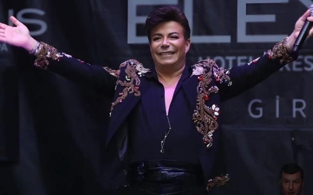 Türkiyəli müğənni Fatih Ürək vəfat edib