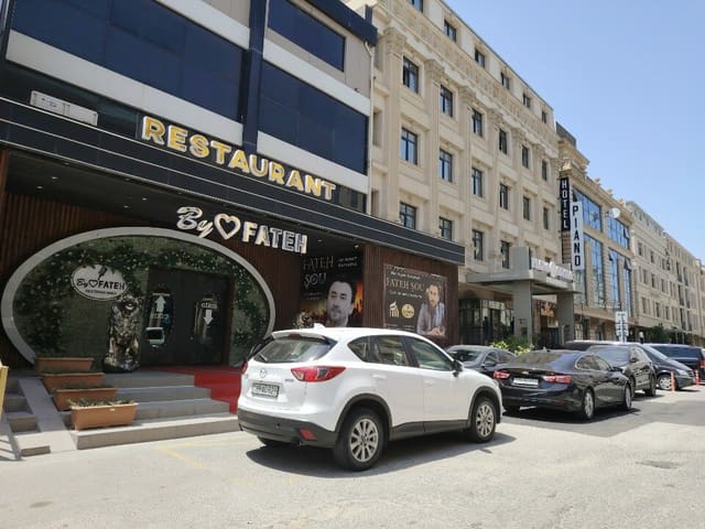 Müğənni Aqşin Fatehin restoranında yoxlamalar aparılıb - FOTO