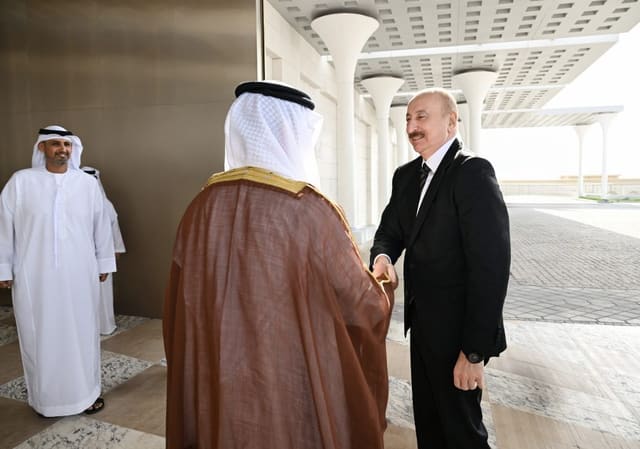 Prezident İlham Əliyevin Əbu-Dabiyə səfəri dünya mətbuatının diqqət mərkəzindədir