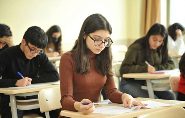 Abituriyentlər niyə daha çox paytaxt universitetlərinə üstünlük verirlər? - VİDEO