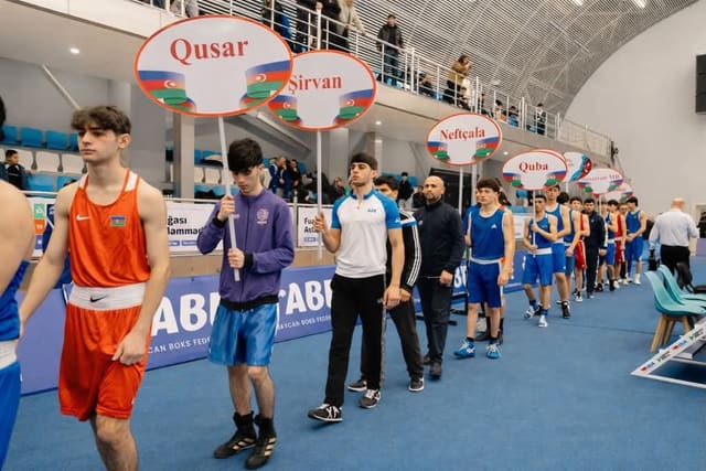 Gənc boksçuların Azərbaycan çempionatının açılış mərasimi keçirilib