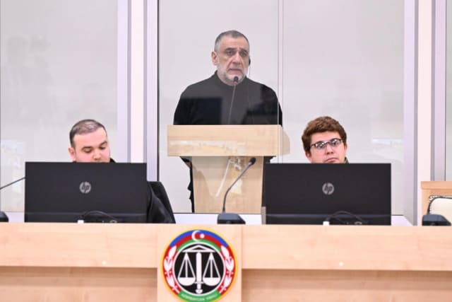 Ruben Vardanyanın təqsirləndirildiyi cinayət işi üzrə məhkəmə yekun qərarla bağlı müşavirəyə gedib -YENİLƏNİB