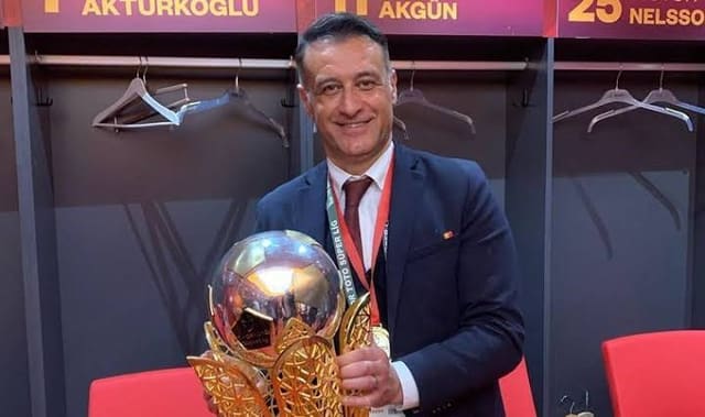 "Qalatasaray"ın komanda həkiminin adı mərc qalmaqalında hallanır 