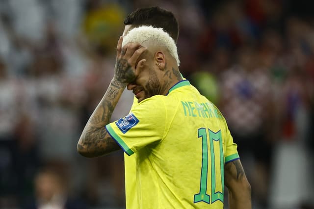 Neymar Braziliya millisinə görə karyerasını bitirə bilər 