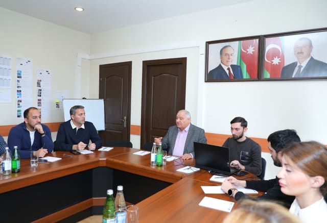  “Ekran-efirdə ədəbi tələffüz və publisistik üslub” mövzusunda təlim təşkil olunub