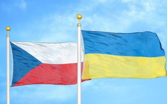  Ukrayna Çexiyanın təşəbbüsü çərçivəsində 4,4 milyon mərmi alıb
