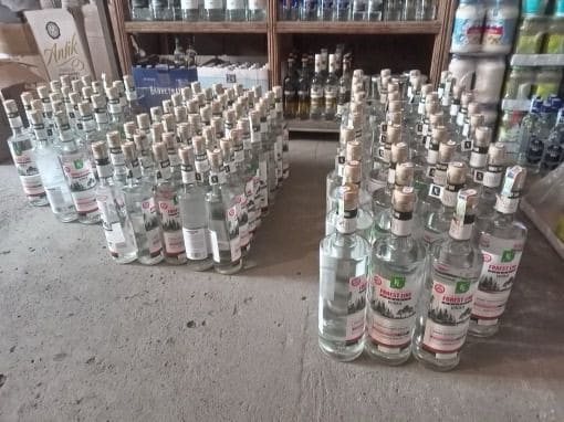 Mingəçevirdə mağazalarda aşkarlanan saxta alkoqollu içkilərin satışı qadağan edilib