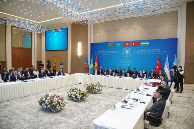 TDT-nin iqtisadiyyat və ticarət nazilərinin 14-cü iclası keçirilib