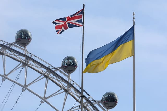 Böyük Britaniya Ukrayna Silahlı Qüvvələri üçün döyüş helikopter pilotlarının təliminə başlayıb