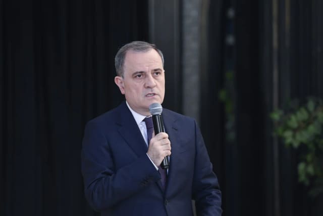 Ceyhun Bayramov: Bir sıra ölkələrdə İslam dininə qarşı çevrilən diskriminasiya narahatlıq doğurur