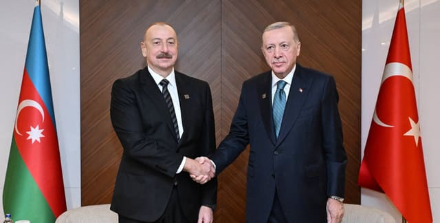İlham Əliyev Ərdoğana zəng edib