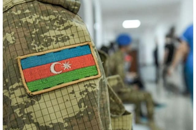 Hərbçilərə vəzifə və rütbəyə görə verilən ödənişin məbləği artırıla bilər