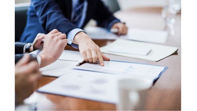 Ombudsman işçilərə əmək stajına görə əlavə məzuniyyətin verilməsini təklif edir