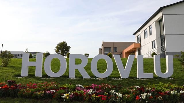 Növbəti köç karvanı Horovlu kəndinə çatıb