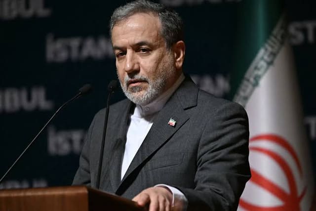 İran XİN: ABŞ və İsrailin İranda rejimi dəyişdirmək hədəfi mümkünsüzdür