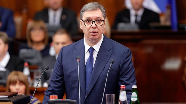Vuçiç: Diplomatlarımız Azərbaycan istiqamətində təxliyə olunacaq