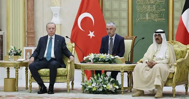 Türkiyə lideri Küveyt əmiri ilə regional vəziyyəti müzakirə edib