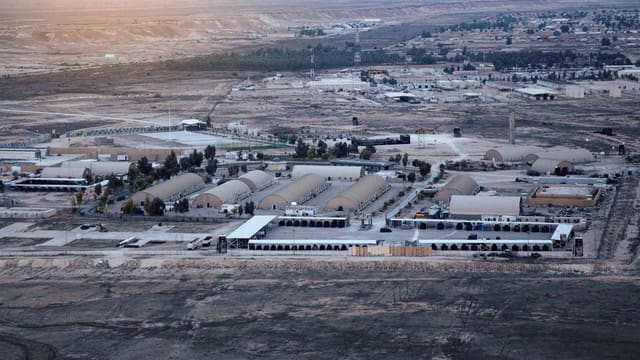 İran Bağdad hava limanı yaxınlığındakı NATO bazasına hücum edib